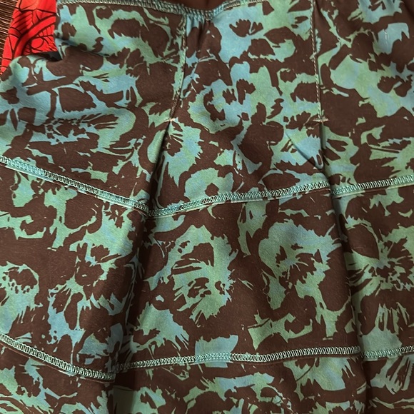 lululemon athletica Pants - Lululemon Size 8 Skort
